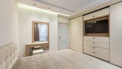 Näin saat pienen huoneen näyttämään suuremmalta: 5 sisustussalaisuutta, joista suunnittelijat vaikenevat